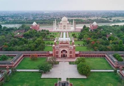 Chandigarh to Agra Self Drive Car