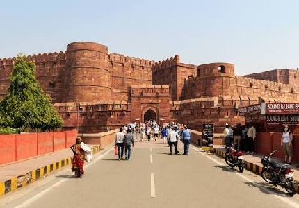 Chandigarh to Agra Self Drive Car