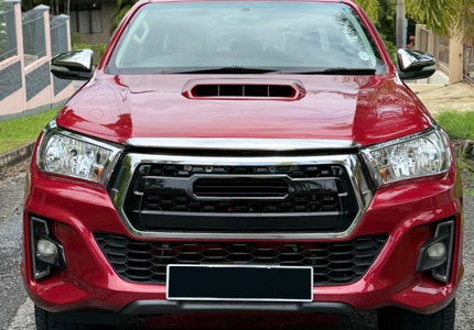 Toyota Hilux 4x4  Automatic