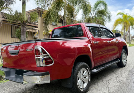 Toyota Hilux 4x4  Automatic