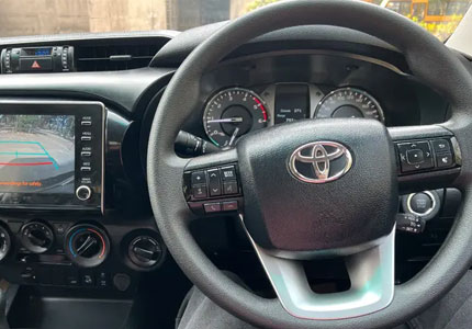 Toyota Hilux 4x4  Automatic