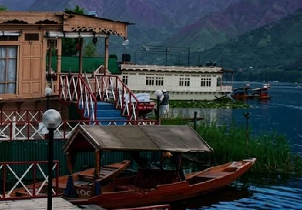 Chandigarh to Kashmir Self Drive Car