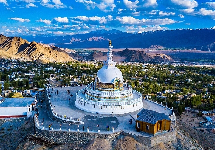 Chandigarh to Leh Self Drive Car