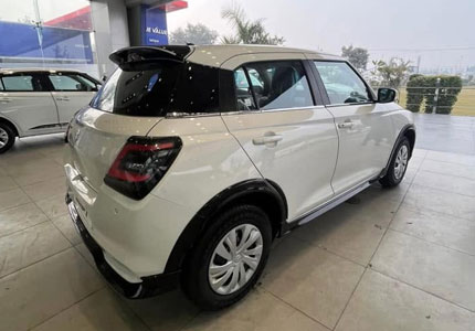 Maruti Swift Self Drive Car