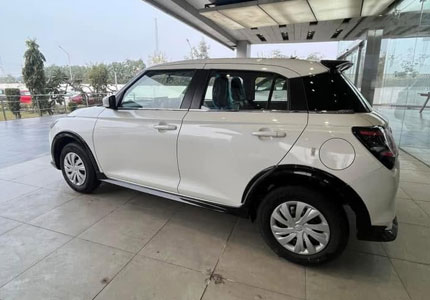 Maruti Swift Self Drive Car